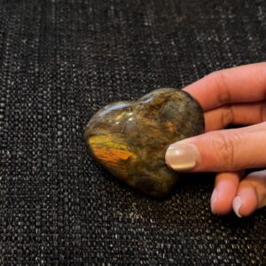 Labradorite heart shaped carving(*really flashy)